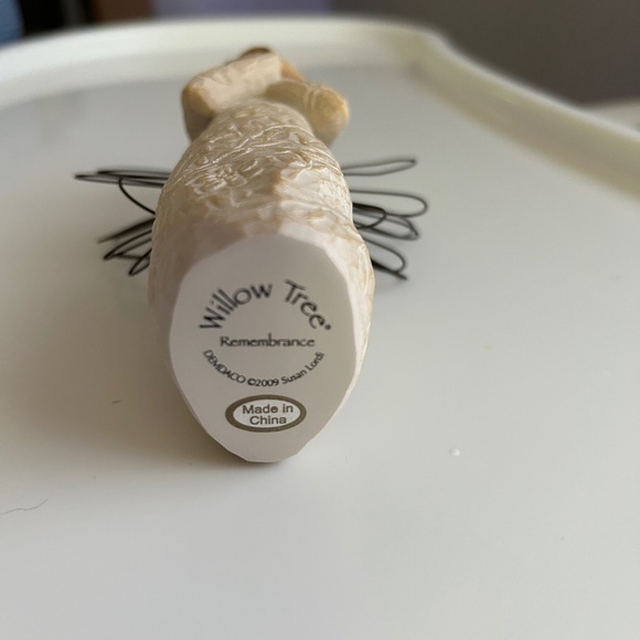 Willow Tree - Rememberance - Picture 3 of 3